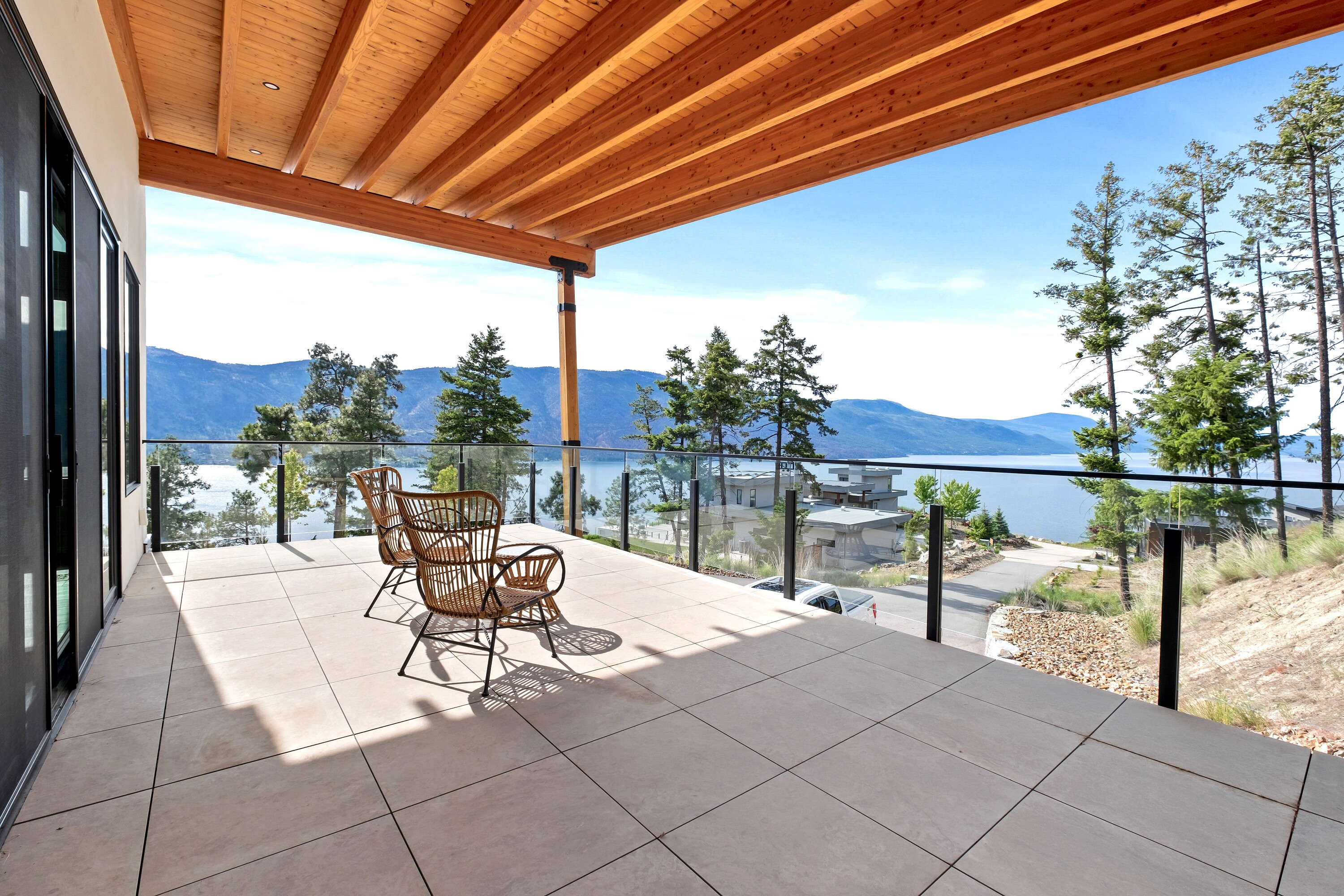  Gated Lake View Estate - 物件實景