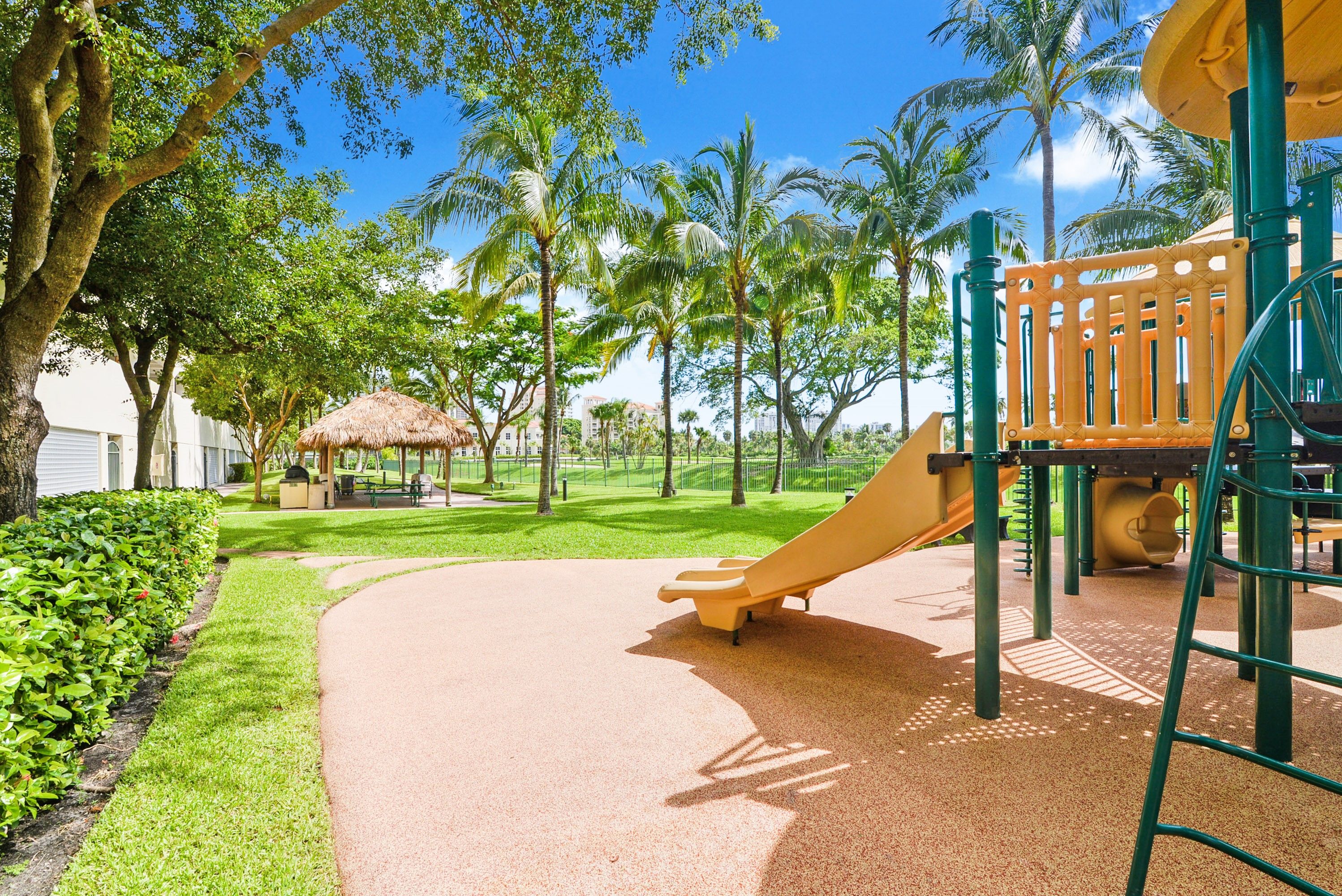  19501 W Country Club Dr, Aventura, FL, 33180 - 物件實景
