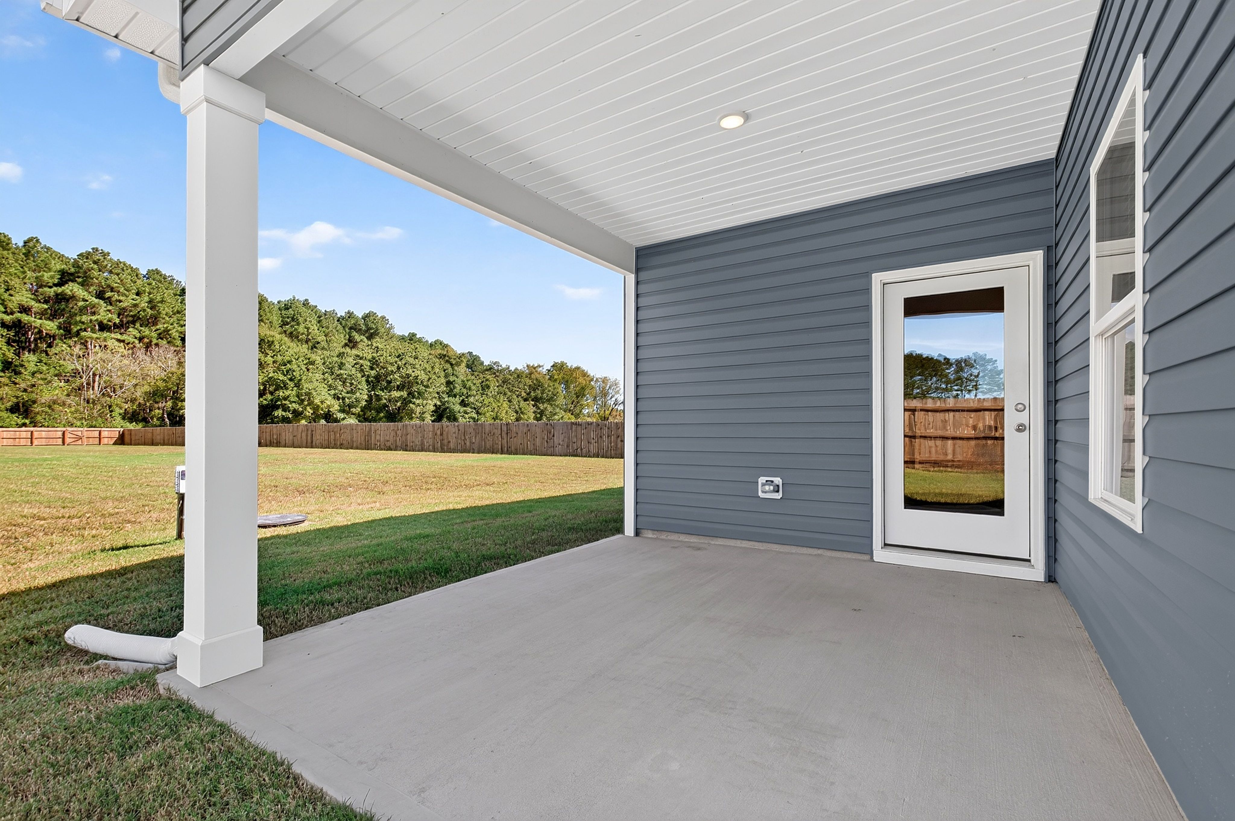  220 Citizens Court, Four Oaks, NC 27524 - 物件實景