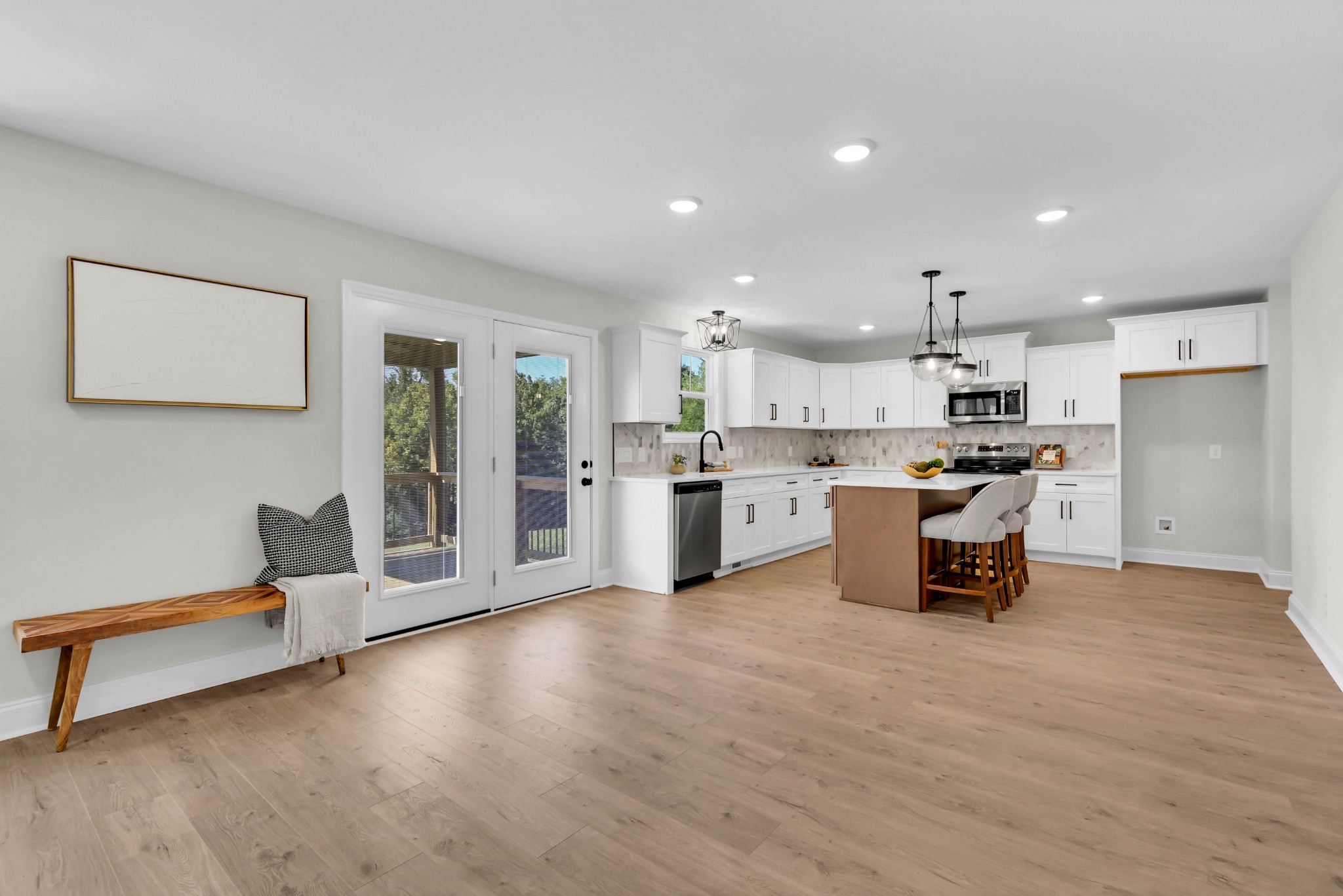 Clarksville, Tennessee, 37040, United States, 4 Bedrooms Bedrooms, ,3 BathroomsBathrooms,Residential,For Sale,1974030