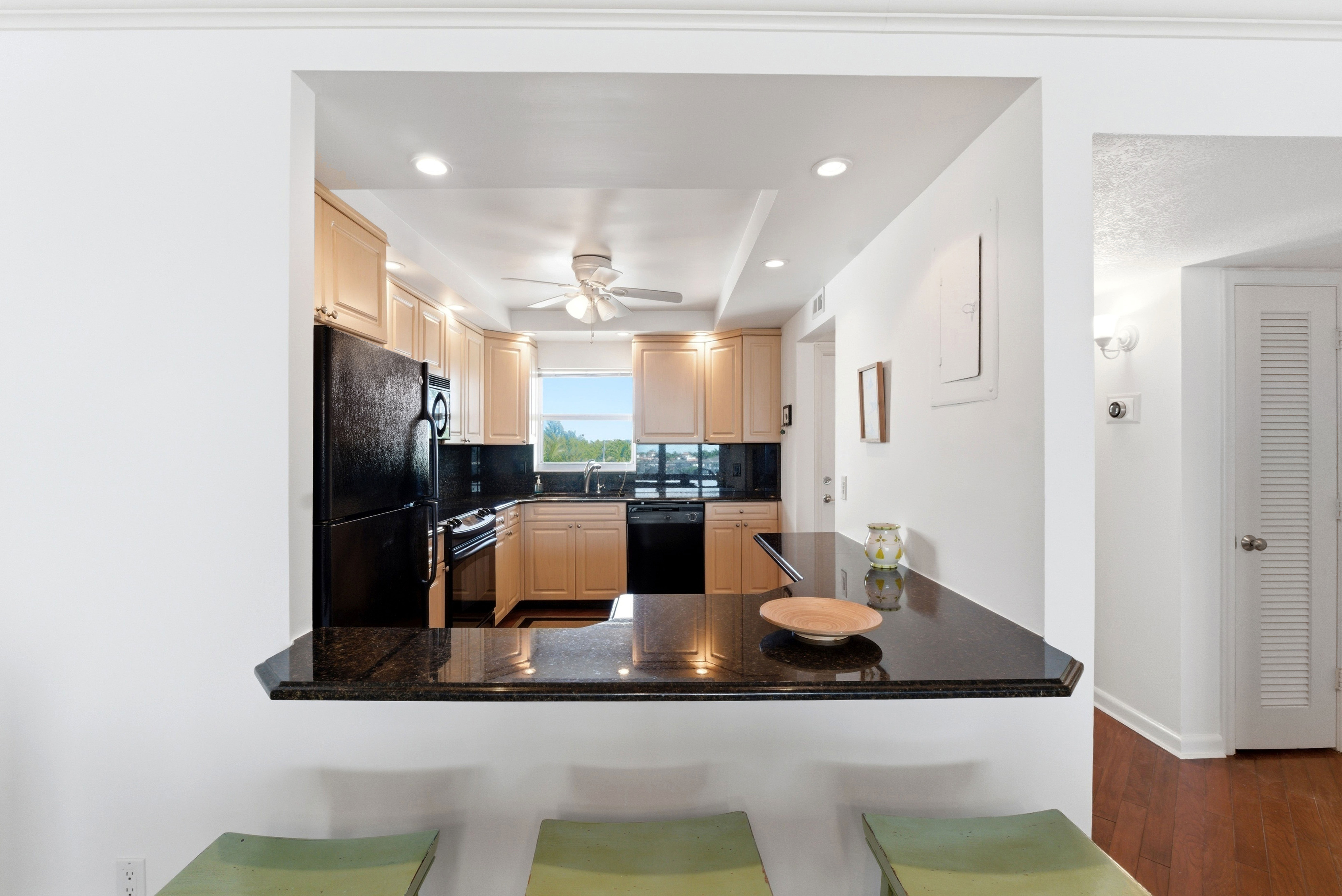  511 Bayshore Drive, Fort Lauderdale, FL, 33304 - 物件實景