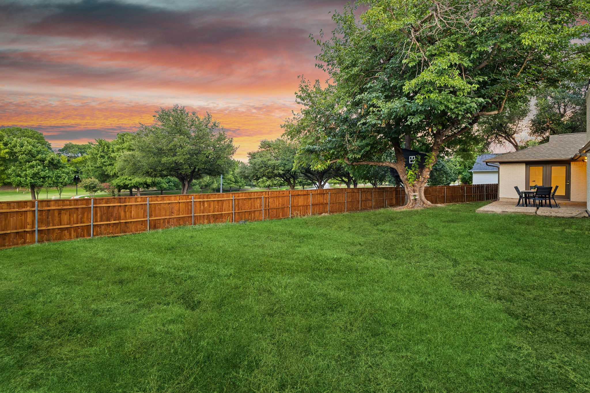 Irving, Texas, 75062, United States, 4 Bedrooms Bedrooms, ,3 BathroomsBathrooms,Residential,For Sale,1933641