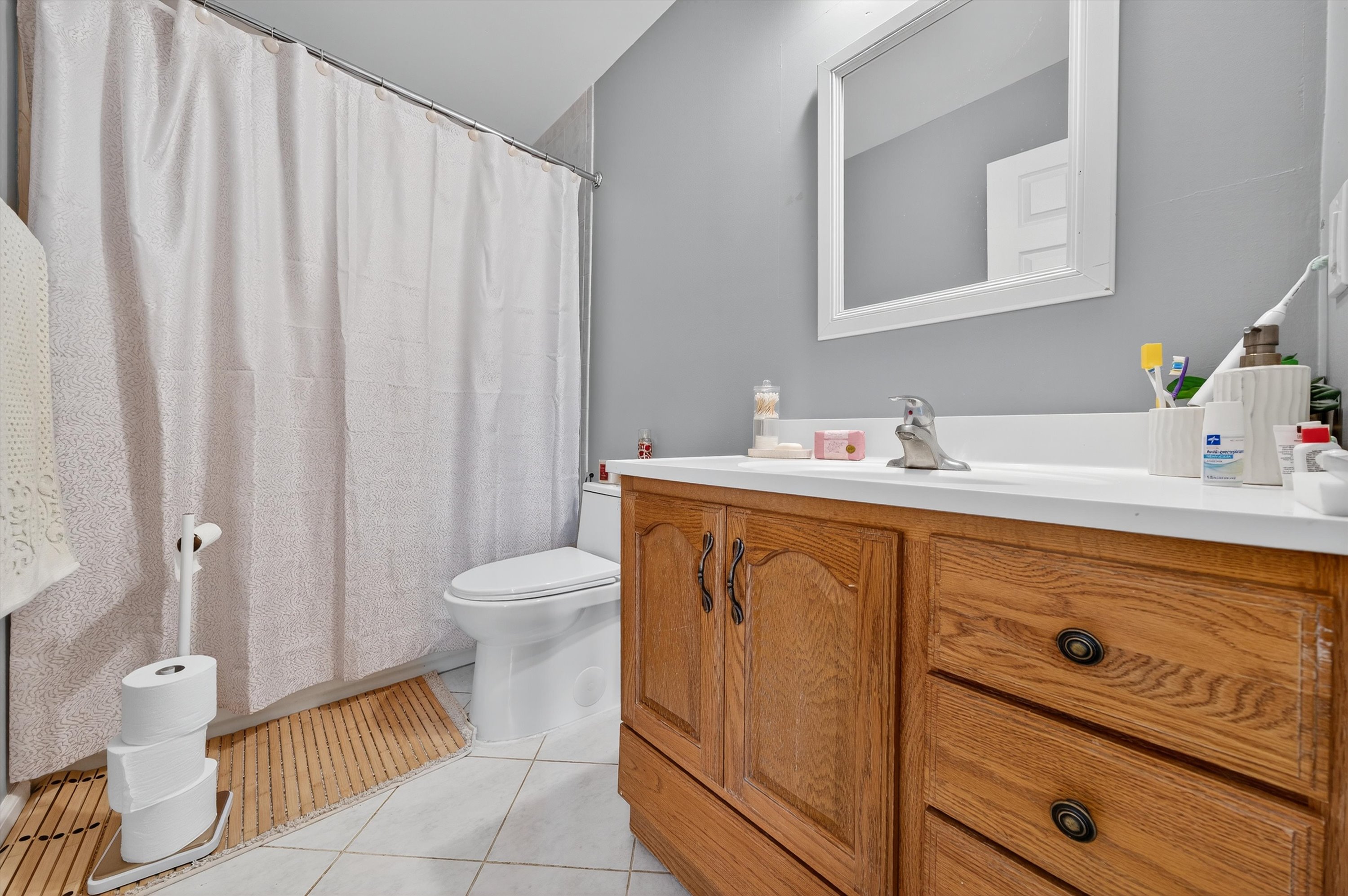 Monroe, New York, 10950, United States, 5 Bedrooms Bedrooms, ,4 BathroomsBathrooms,Residential,For Sale,2000066