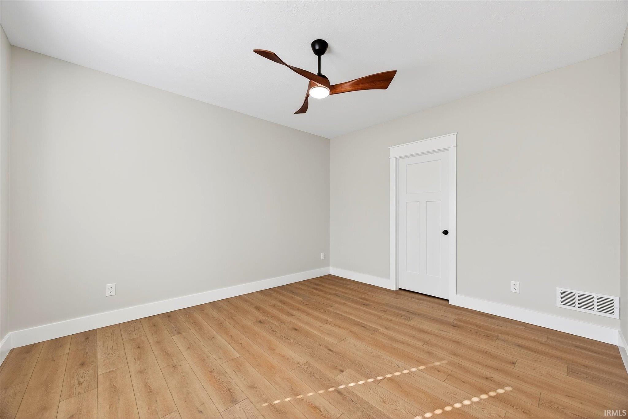 Bloomington, Indiana, 47401, United States, 5 Bedrooms Bedrooms, ,3 BathroomsBathrooms,Residential,For Sale,1987422