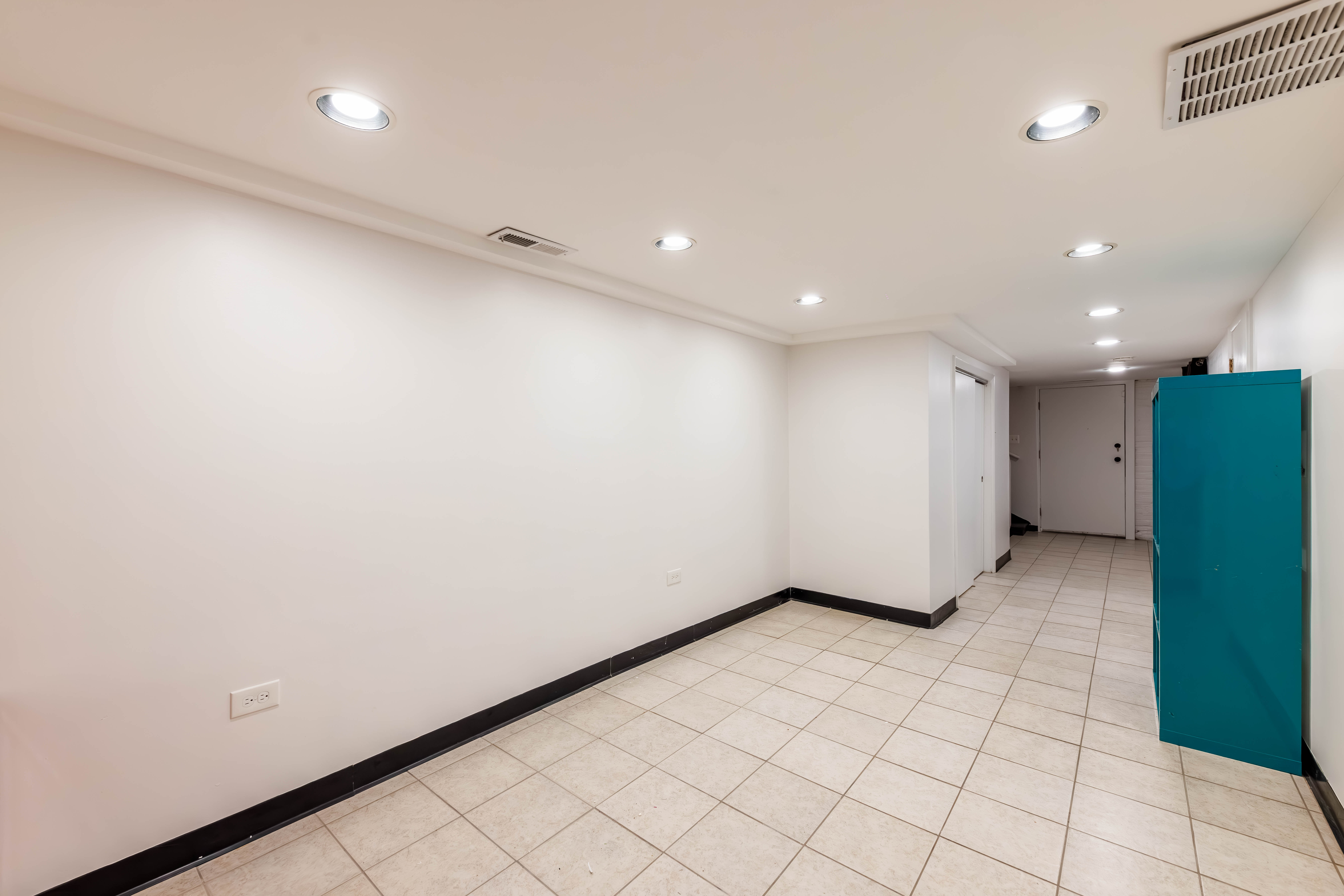  A Rare Opportunity to Own a Quintessential Vintage Rowhome - 物件實景