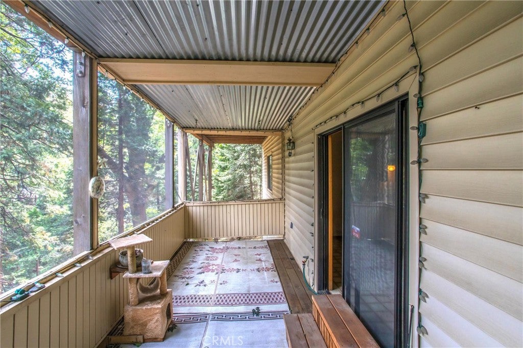 Crestline, California, 92325, United States, 3 Bedrooms Bedrooms, ,4 BathroomsBathrooms,Residential,For Sale,1836283