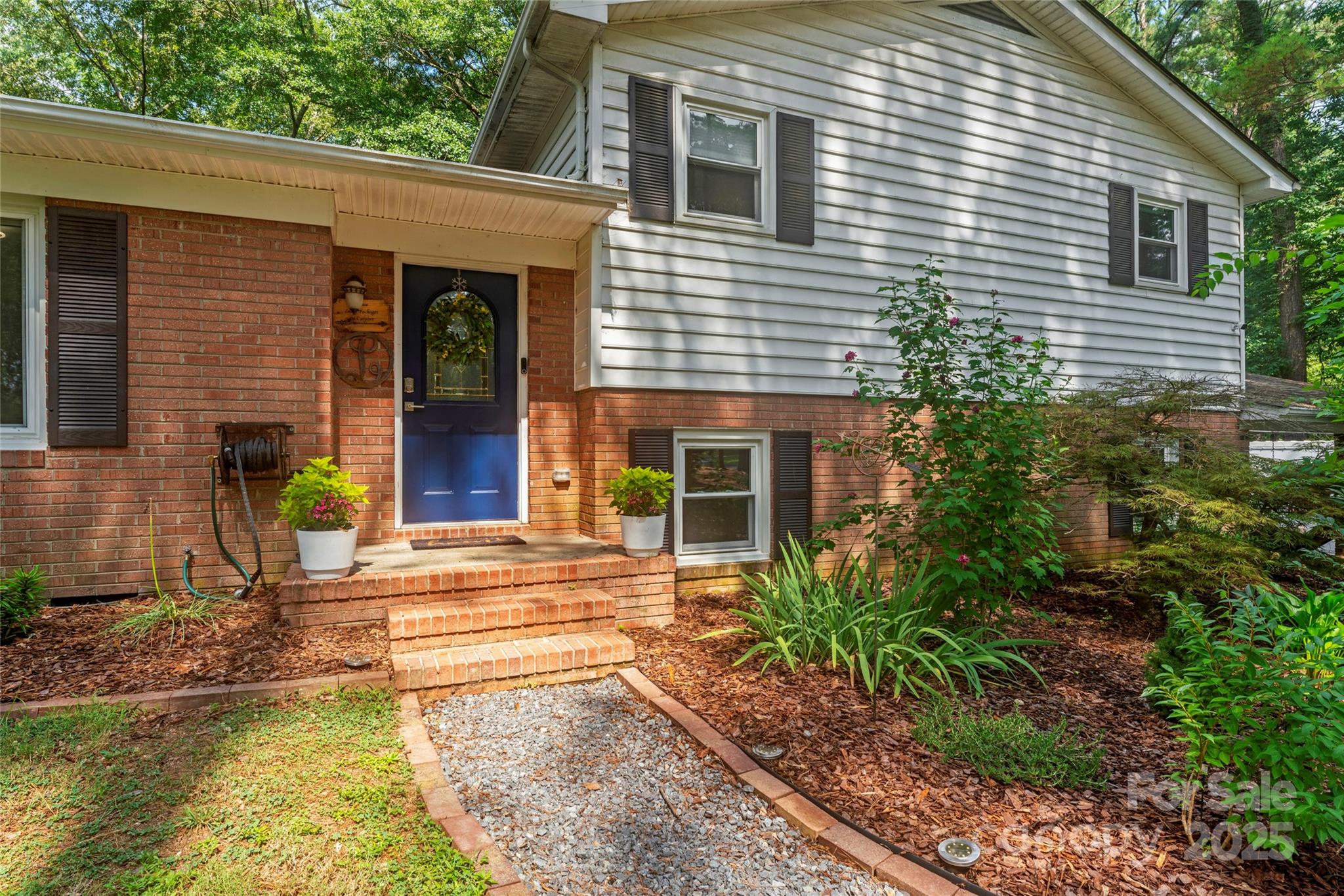 Midland, North Carolina, 28107, United States, 3 Bedrooms Bedrooms, ,2 BathroomsBathrooms,Residential,For Sale,1898113