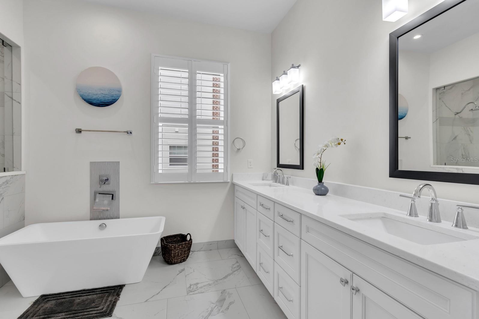 WINTER GARDEN, Florida, 34787, United States, 3 Bedrooms Bedrooms, ,3 BathroomsBathrooms,Residential,For Sale,1887240