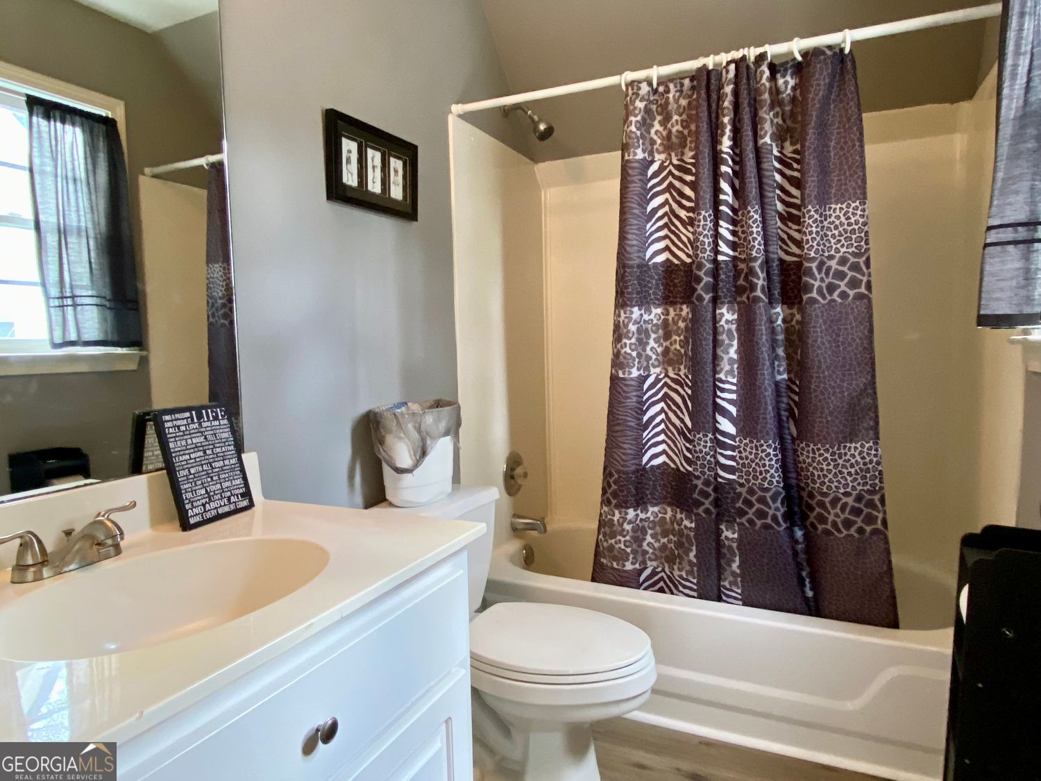 Rockmart, Georgia, 30153, United States, 5 Bedrooms Bedrooms, ,5 BathroomsBathrooms,Residential,For Sale,1858932