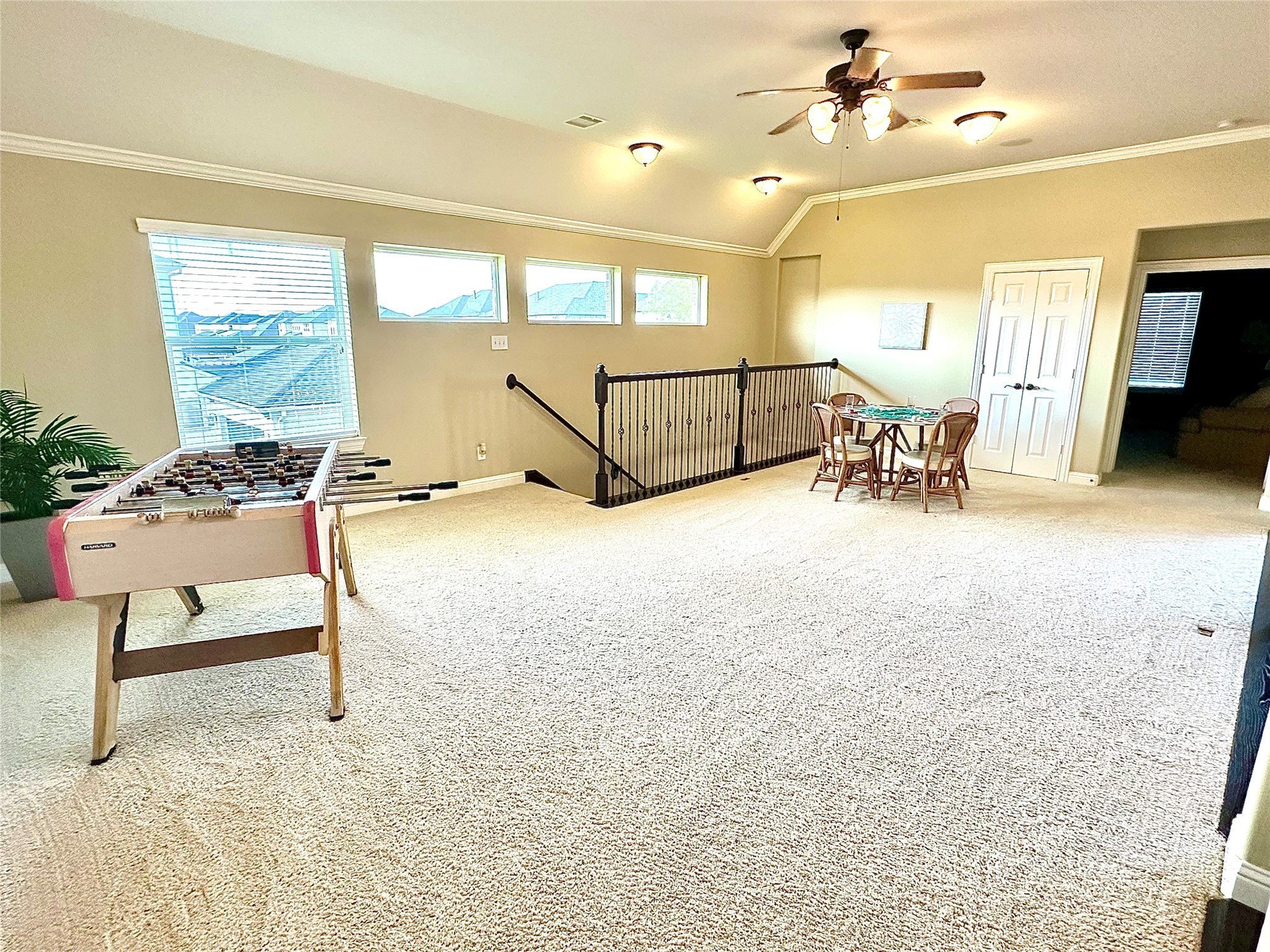 Friendswood, Texas, 77546, United States, 5 Bedrooms Bedrooms, ,5 BathroomsBathrooms,Residential,For Sale,1713822