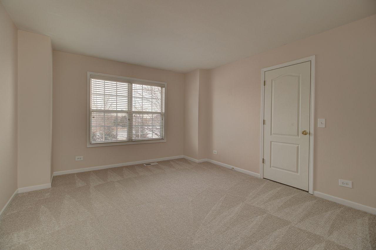 Plainfield, Illinois, 60585, United States, 4 Bedrooms Bedrooms, ,3 BathroomsBathrooms,Residential,For Sale,1729371