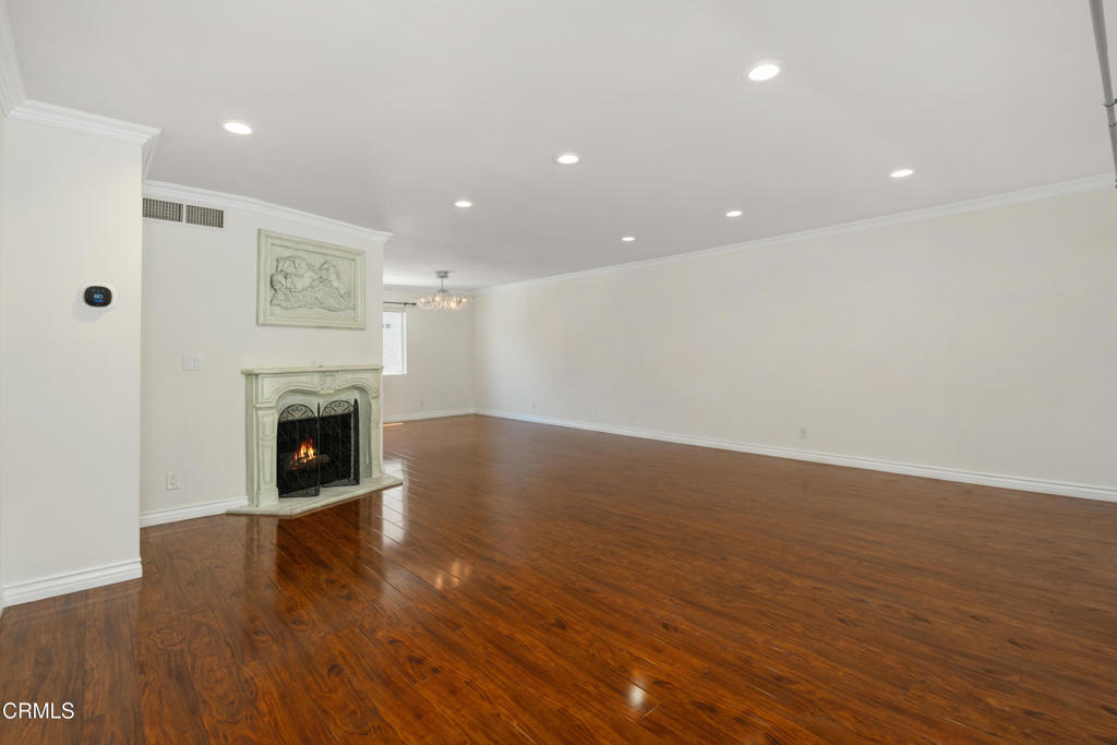Burbank, California, 91504, United States, 4 Bedrooms Bedrooms, ,3 BathroomsBathrooms,Residential,For Sale,1896667