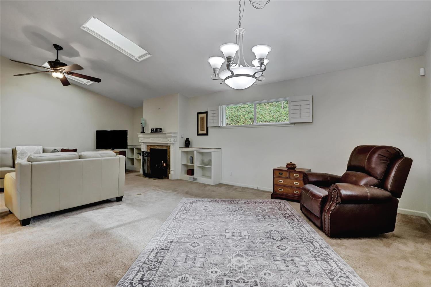 Grass Valley, California, 95945, United States, 3 Bedrooms Bedrooms, ,3 BathroomsBathrooms,Residential,For Sale,2012341