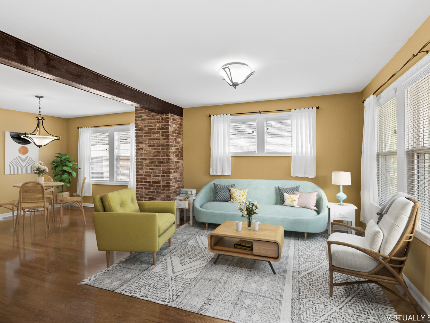 Evanston, Illinois, 60201, United States, 5 Bedrooms Bedrooms, ,3 BathroomsBathrooms,Residential,For Sale,1908877