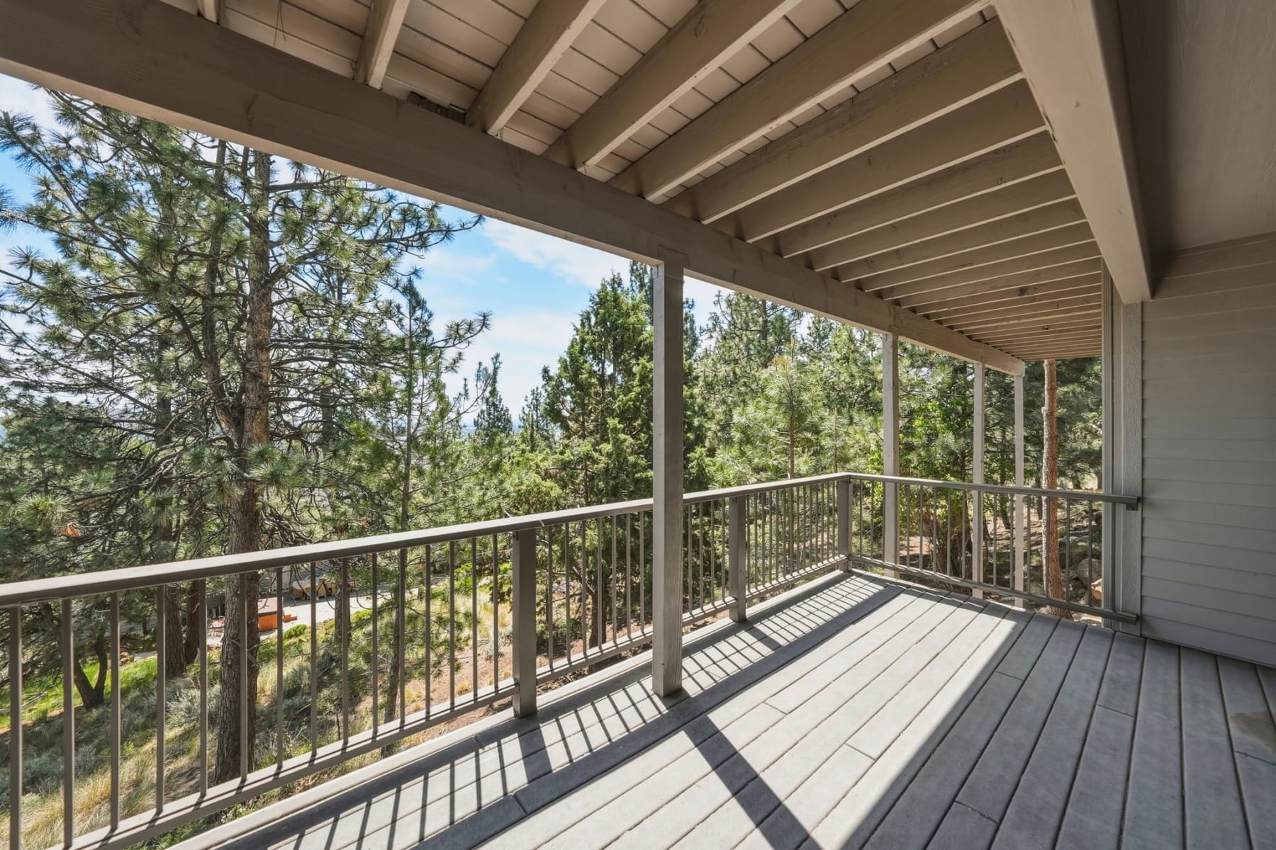  2409 NW Hillpine Court Bend, OR 97703 - 物件實景