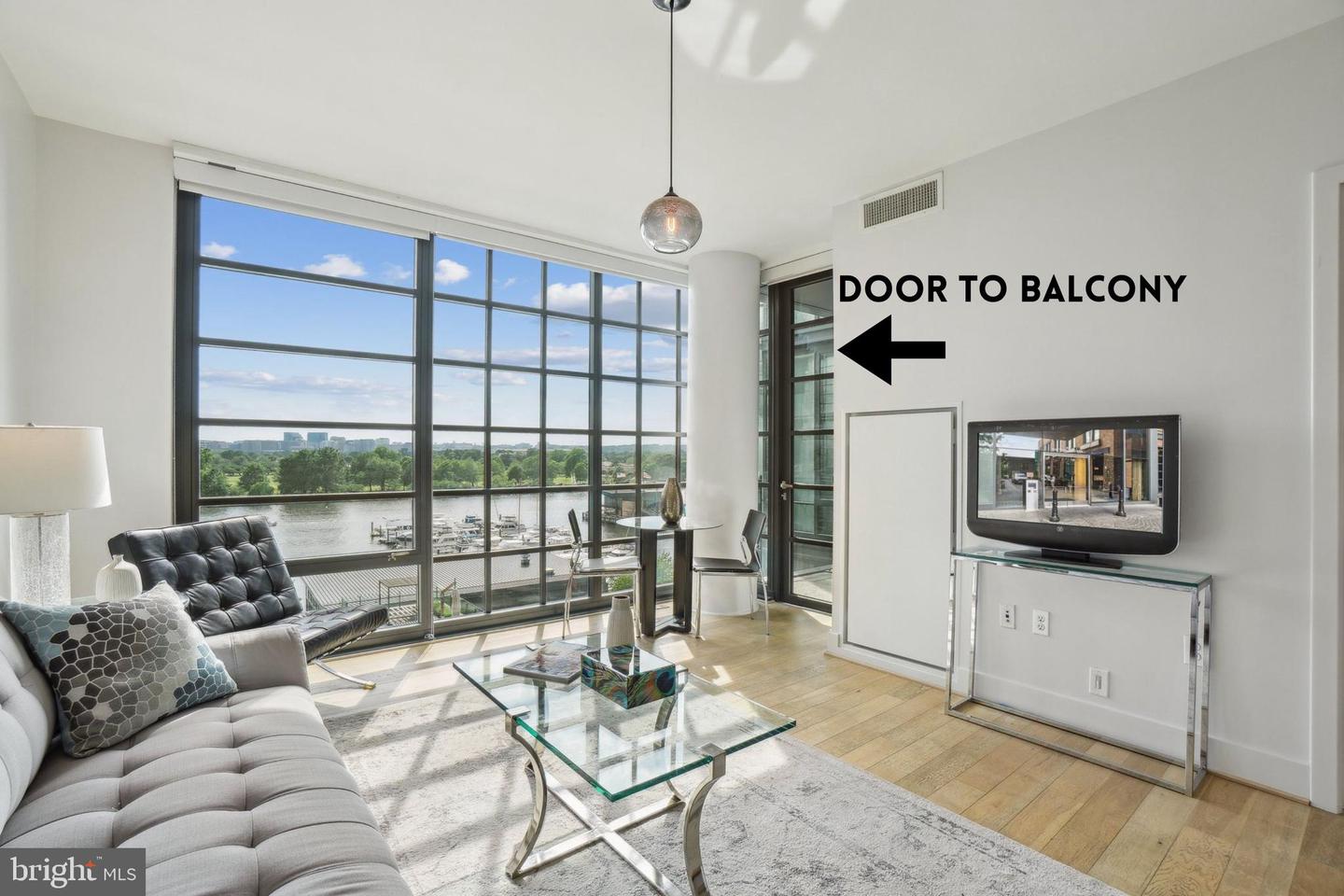 Washington, District of Columbia, 20024, United States, 1 Bedroom Bedrooms, ,1 BathroomBathrooms,Residential,For Sale,1805408