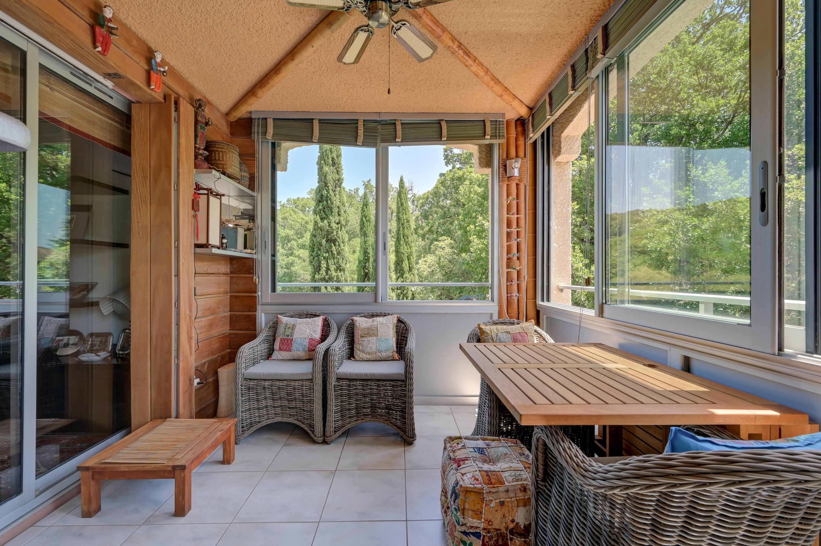  Spacious Apartment with Terrace and Open View – Parc de la Torse - 物件實景