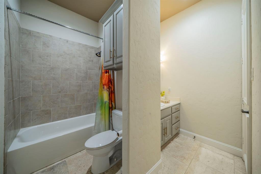 Bedford, Texas, 76021, United States, 3 Bedrooms Bedrooms, ,3 BathroomsBathrooms,Residential,For Sale,1983918