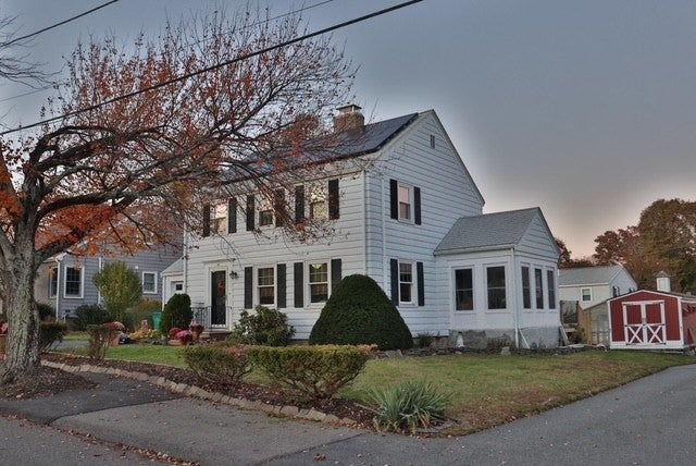 Cobb Ln, Lynn, MA 01904