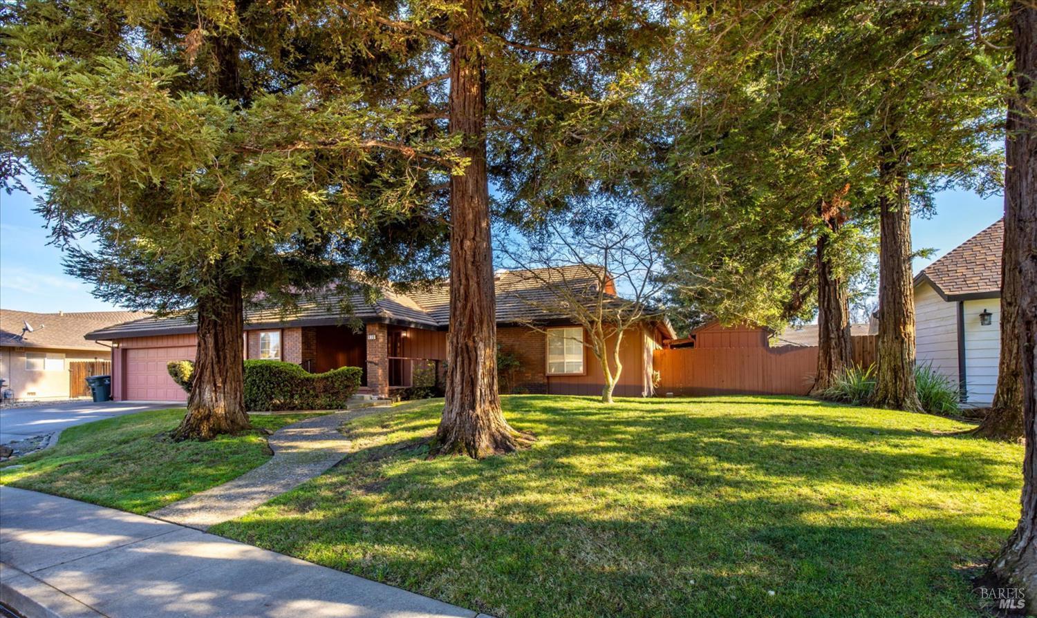 Dixon, California, 95620, United States, 3 Bedrooms Bedrooms, ,3 BathroomsBathrooms,Residential,For Sale,2012017