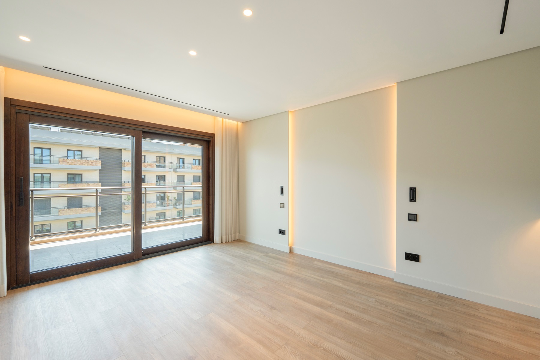  Flat, 4 bedrooms, for Sale - 物件實景