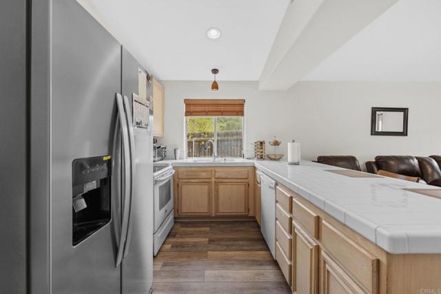 El Cajon, California, 92021, United States, 3 Bedrooms Bedrooms, ,2 BathroomsBathrooms,Residential,For Sale,1935695