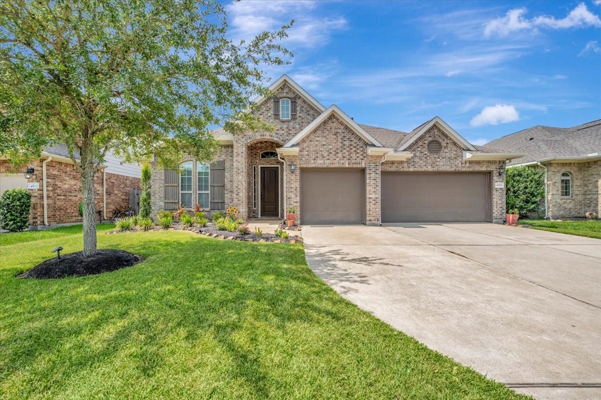Tascosa Ln, League City, TX 77573