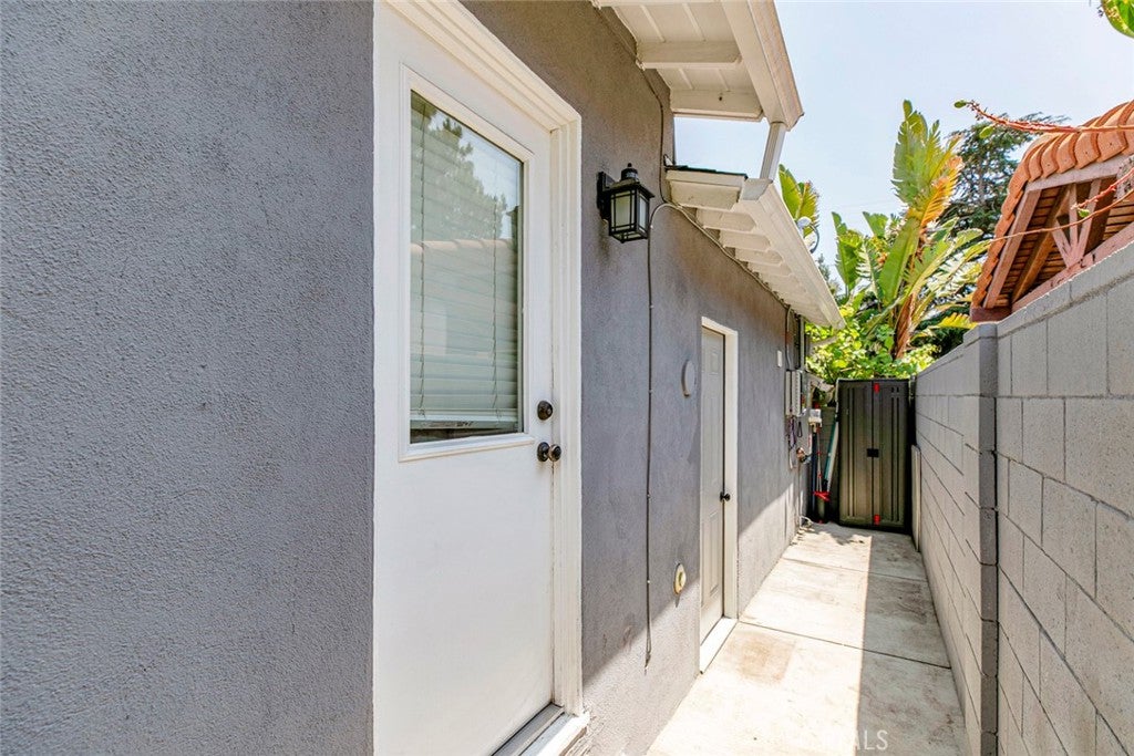 Van Nuys, California, 91406, United States, 3 Bedrooms Bedrooms, ,2 BathroomsBathrooms,Residential,For Sale,1940883