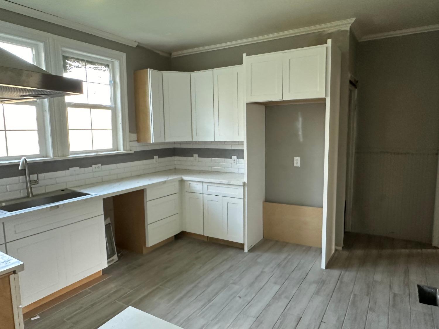 Walnut Grove, California, 95690, United States, 6 Bedrooms Bedrooms, ,4 BathroomsBathrooms,Residential,For Sale,2048836