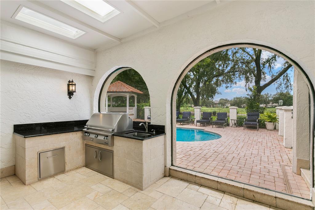 Tampa, Florida, 33613, United States, 7 Bedrooms Bedrooms, ,8 BathroomsBathrooms,Residential,For Sale,1979226