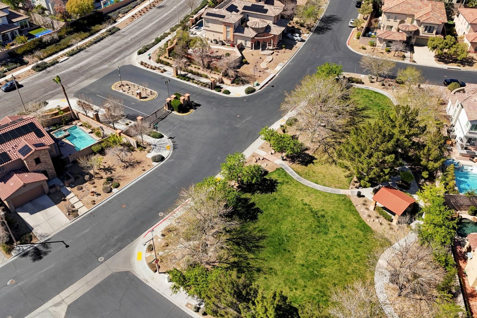  Elegant Toll Brothers Home in Gated Summerlin Community - 物件實景