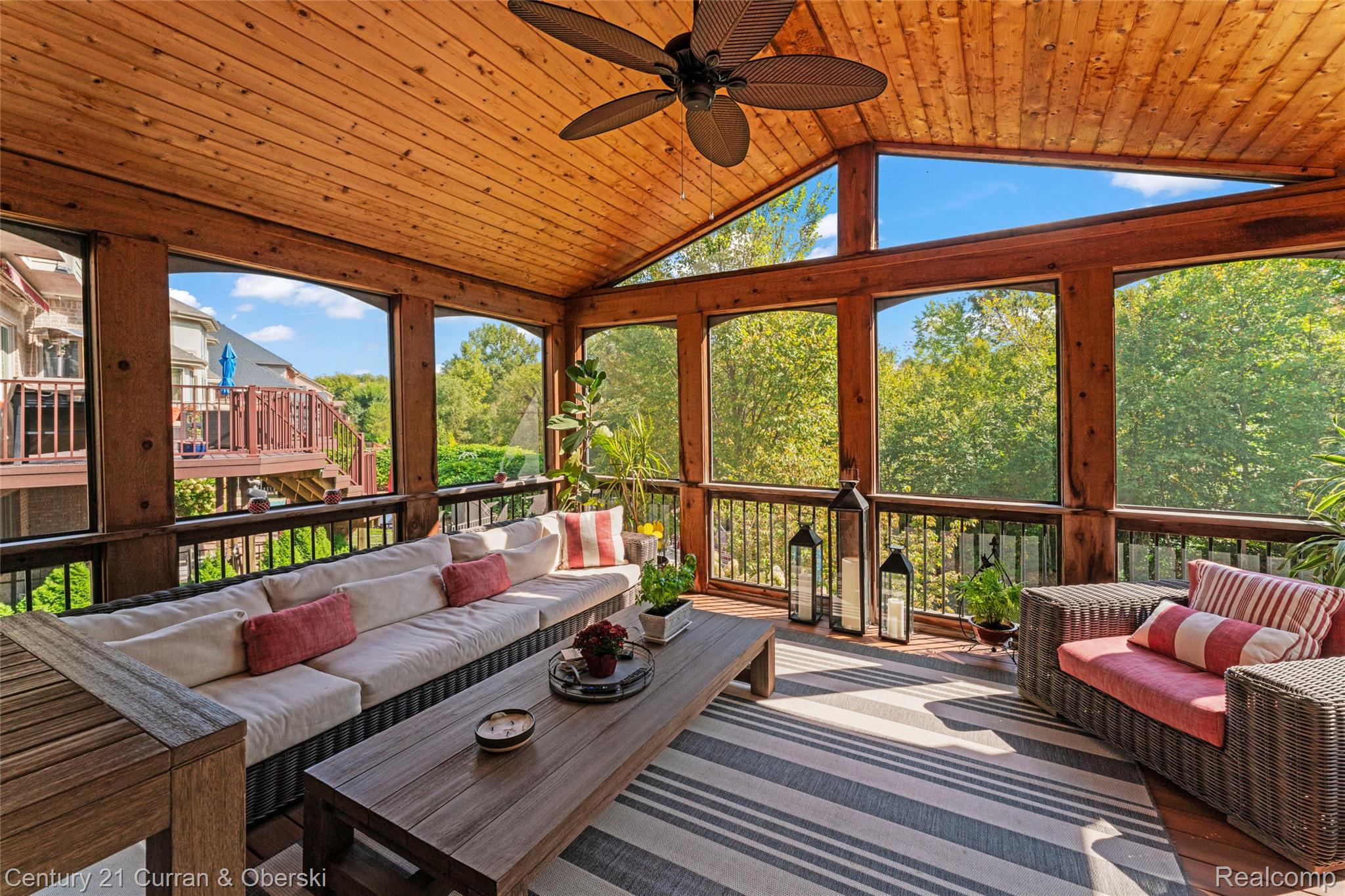 Commerce Charter Township, Michigan, 48382, United States, 4 Bedrooms Bedrooms, ,5 BathroomsBathrooms,Residential,For Sale,1974674