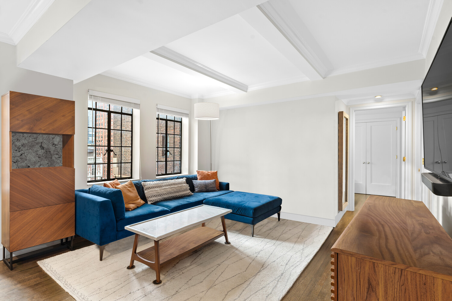 New York City, New York, 10017, United States, 1 Bedroom Bedrooms, ,2 BathroomsBathrooms,Residential,For Sale,1913722