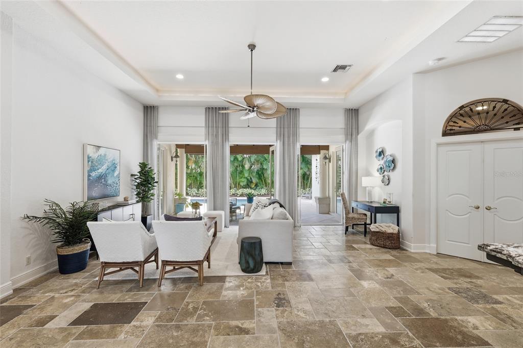 Sarasota, Florida, 34234, United States, 3 Bedrooms Bedrooms, ,3 BathroomsBathrooms,Residential,For Sale,1989538