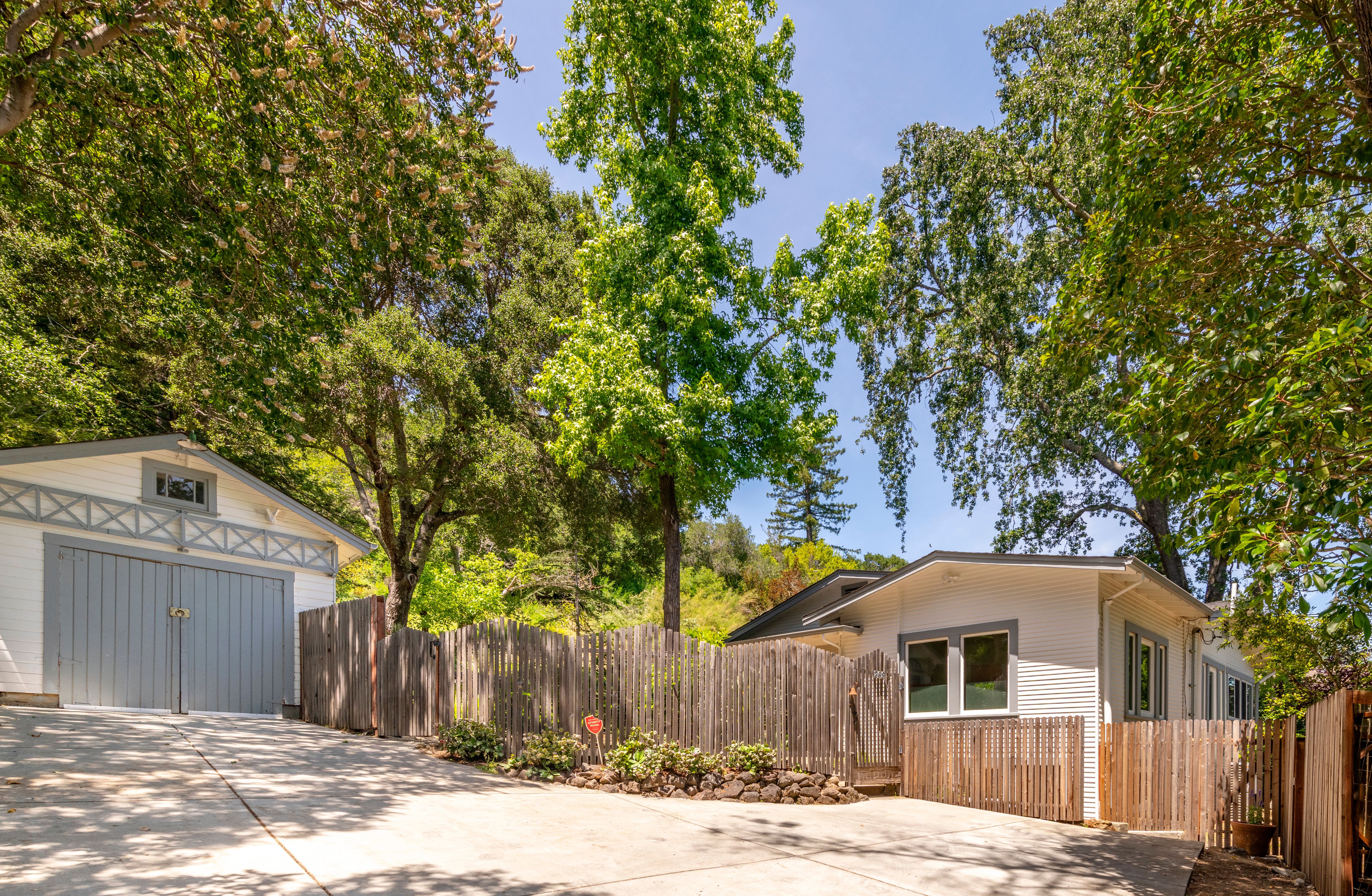  Lush Indoor-Outdoor Living in San Anselmo - 物件實景