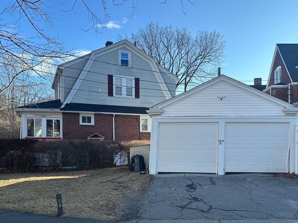 Milton, Massachusetts, 02186, United States, 3 Bedrooms Bedrooms, ,1 BathroomBathrooms,Residential,For Sale,2010793