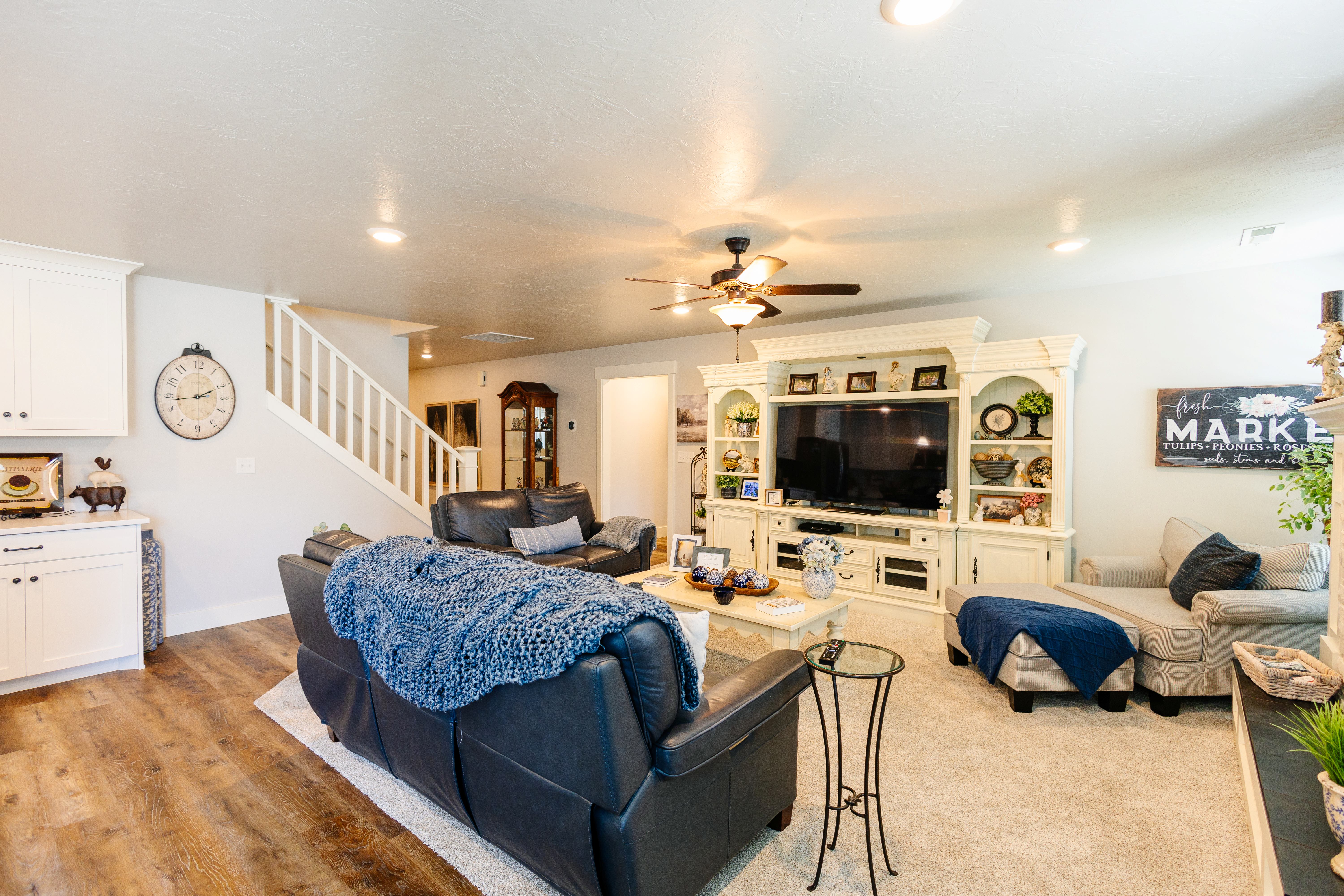 Hyde Park, Utah, 84318, United States, 4 Bedrooms Bedrooms, ,4 BathroomsBathrooms,Residential,For Sale,1921170