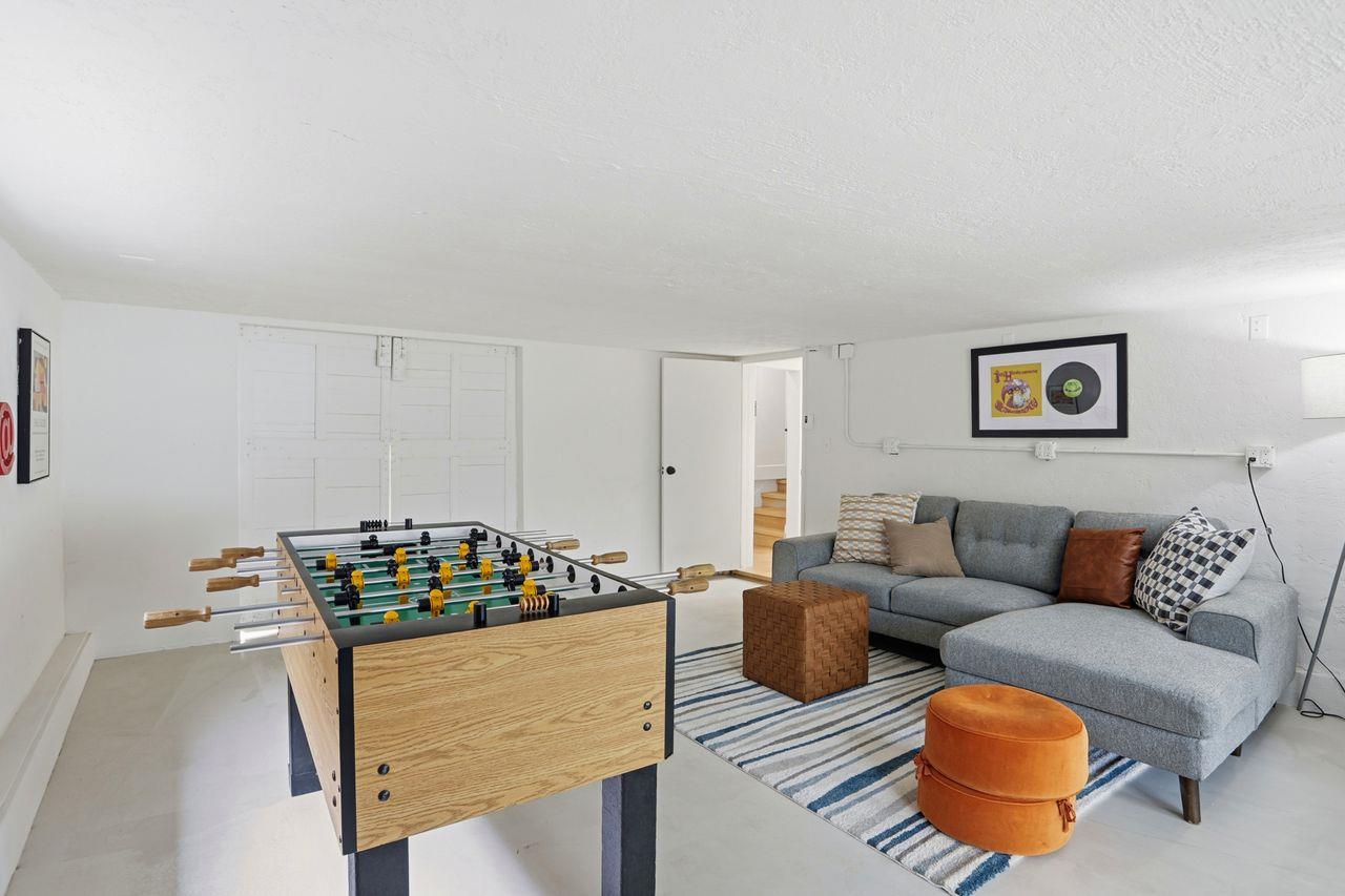 San Jose, California, 95126, United States, 4 Bedrooms Bedrooms, ,3 BathroomsBathrooms,Residential,For Sale,1988226