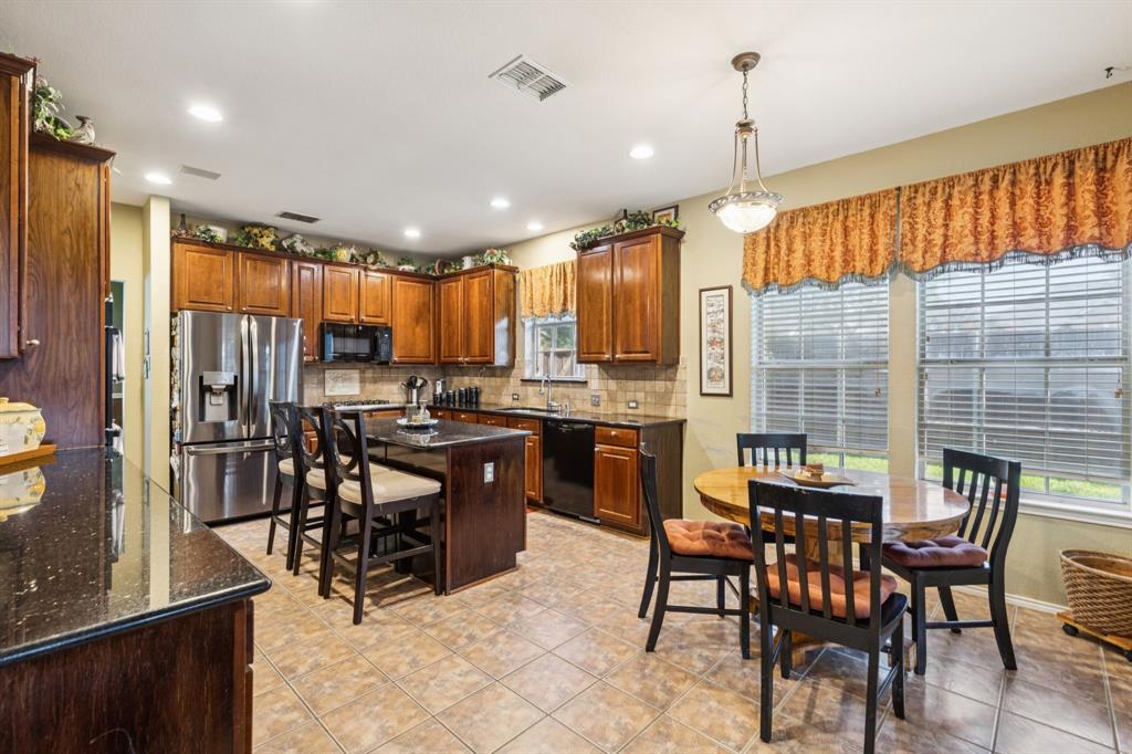 Plano, Texas, 75025, United States, 4 Bedrooms Bedrooms, ,3 BathroomsBathrooms,Residential,For Sale,1912085