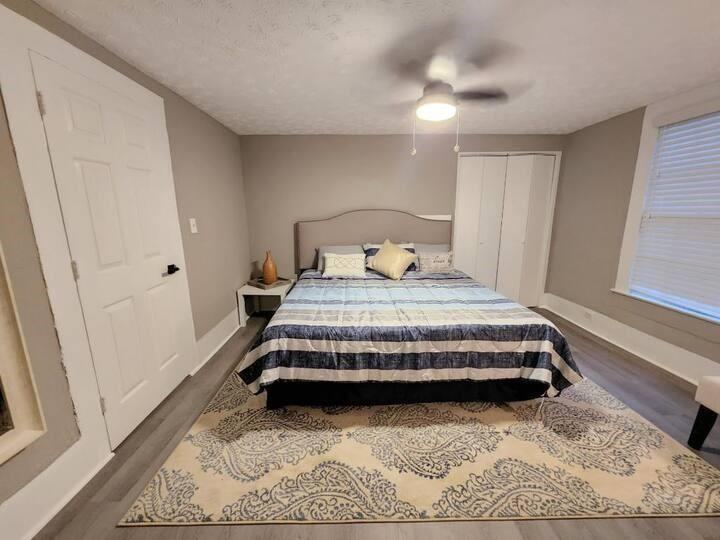 Atlanta, Georgia, 30318, United States, 3 Bedrooms Bedrooms, ,2 BathroomsBathrooms,Residential,For Sale,1794295