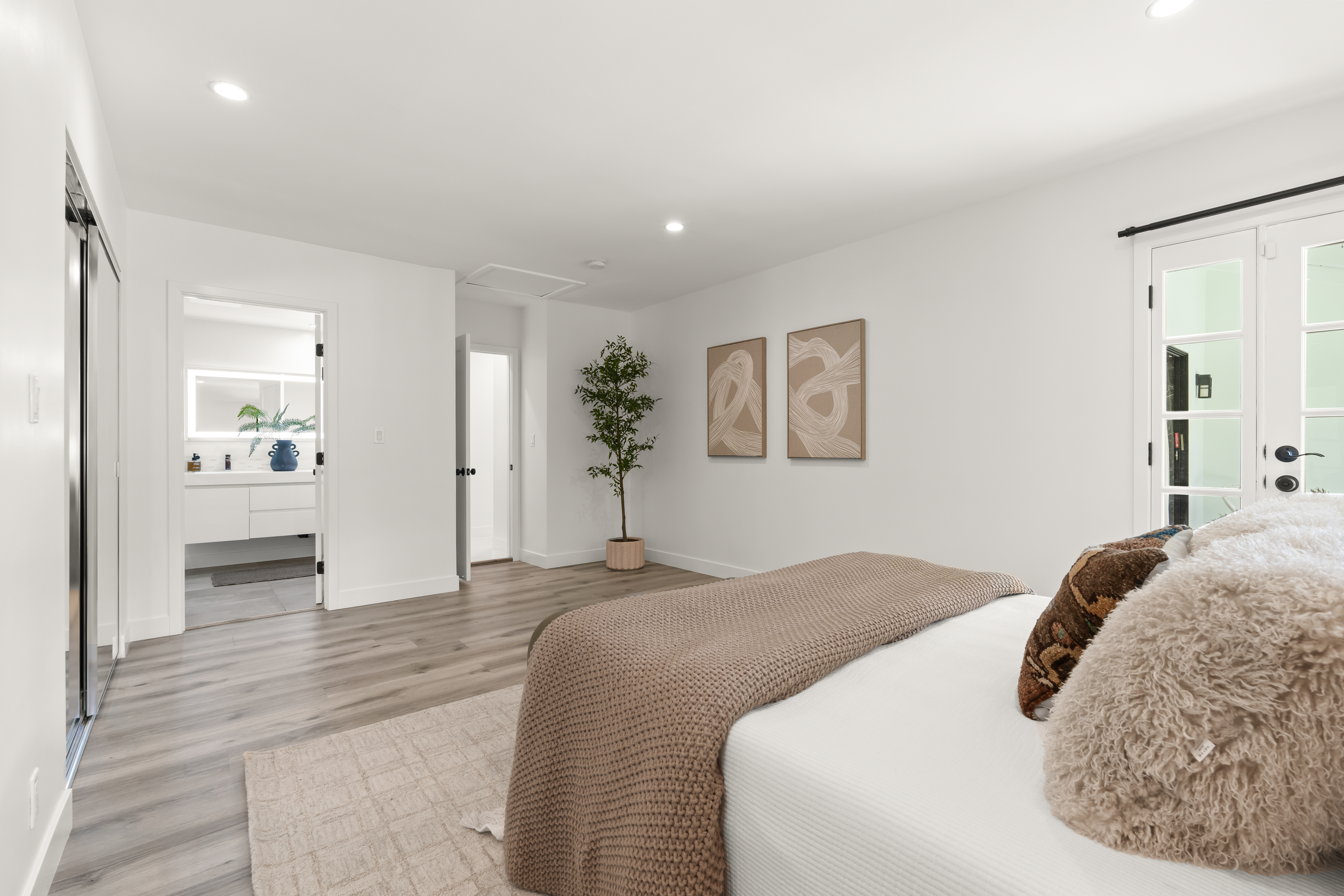  5647 Ramara Avenue, Woodland Hills, CA 91367 - 物件實景