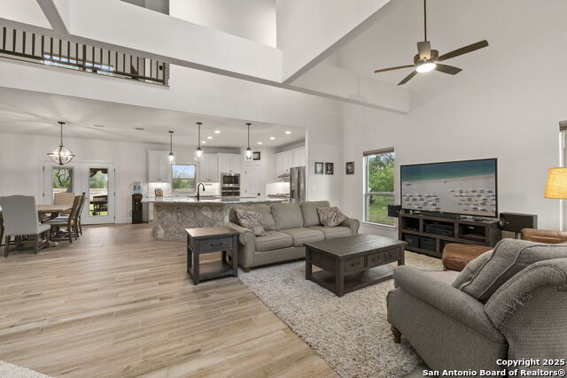 Bandera, Texas, 78003, United States, 3 Bedrooms Bedrooms, ,3 BathroomsBathrooms,Residential,For Sale,1925950