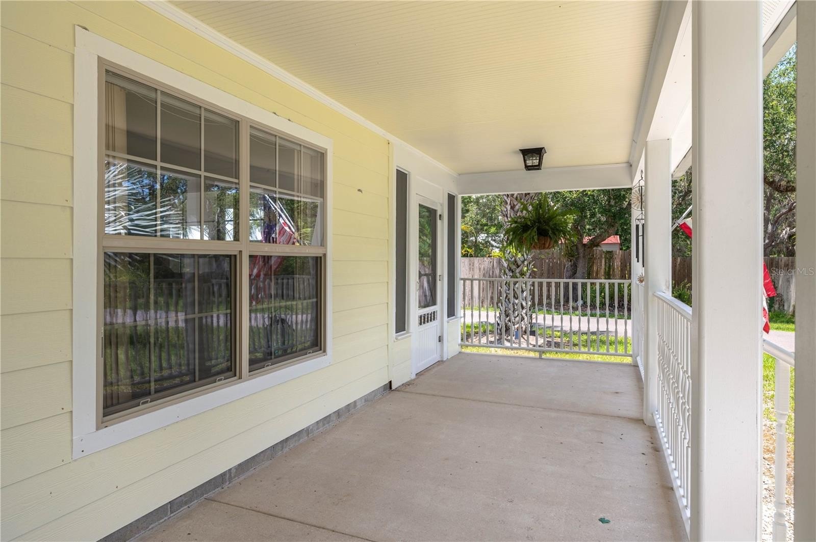 LAKE WALES, Florida, 33898, United States, 3 Bedrooms Bedrooms, ,3 BathroomsBathrooms,Residential,For Sale,1846295