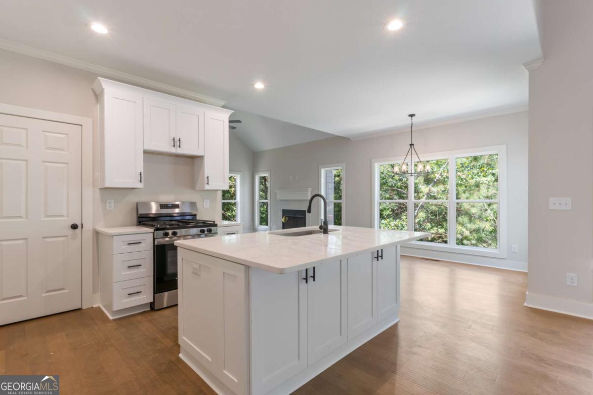 Athens, Georgia, 30605, United States, 3 Bedrooms Bedrooms, ,2 BathroomsBathrooms,Residential,For Sale,1908628