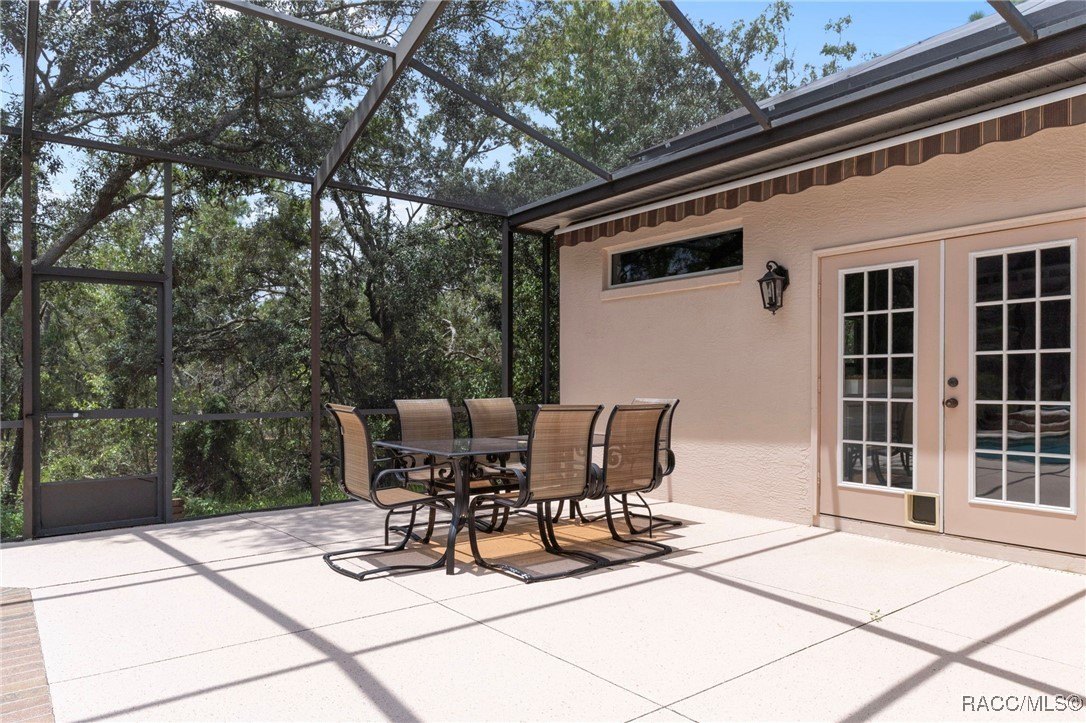 Homosassa, Florida, 34446, United States, 5 Bedrooms Bedrooms, ,4 BathroomsBathrooms,Residential,For Sale,1916240