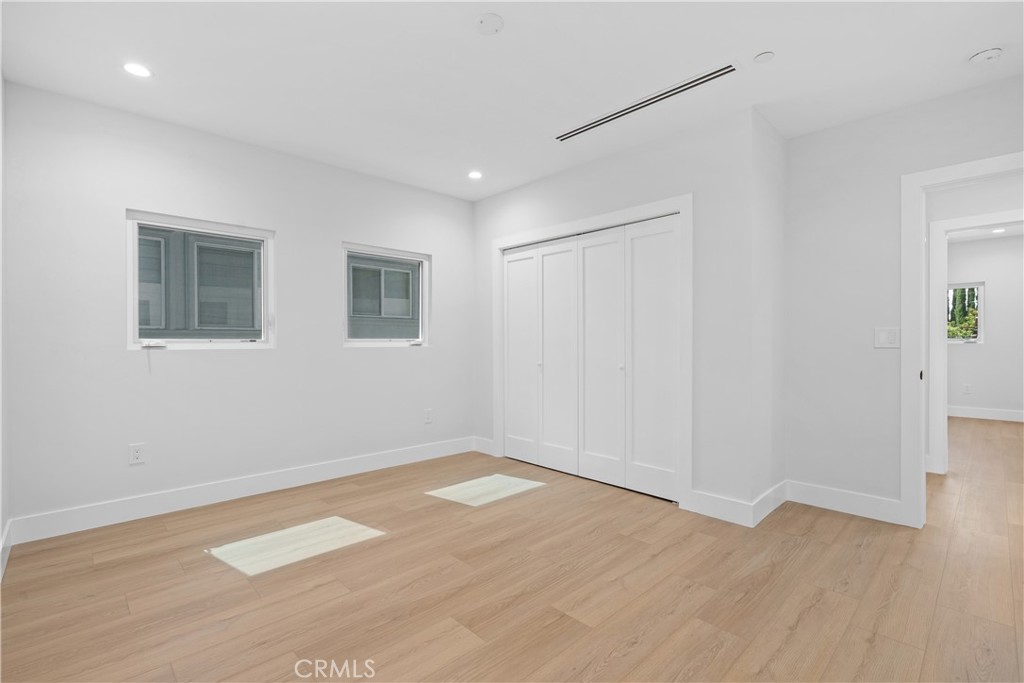 Encino, California, 91316, United States, 4 Bedrooms Bedrooms, ,3 BathroomsBathrooms,Residential,For Sale,1906863