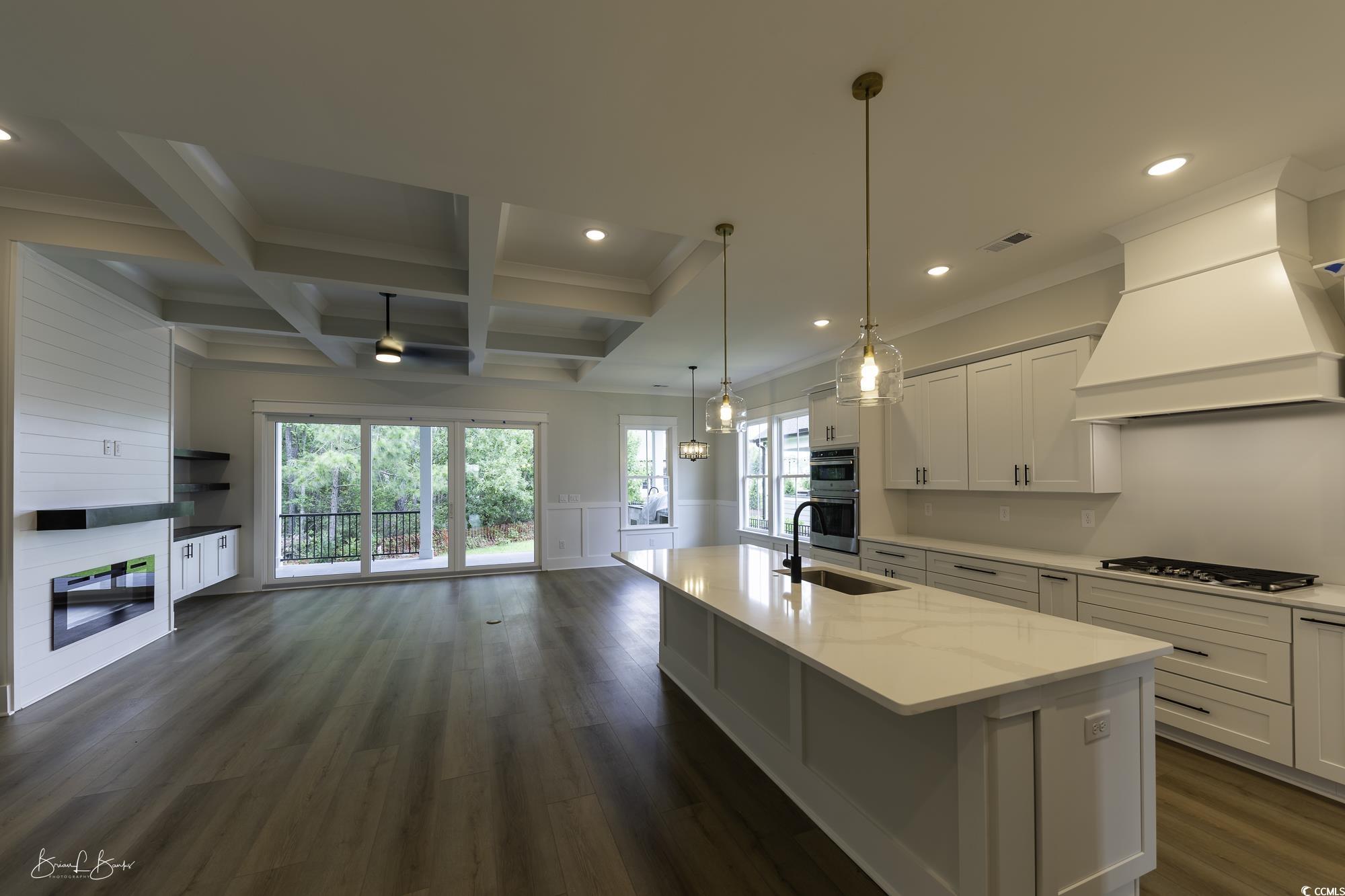 Myrtle Beach, South Carolina, 29579, United States, 4 Bedrooms Bedrooms, ,5 BathroomsBathrooms,Residential,For Sale,1943512