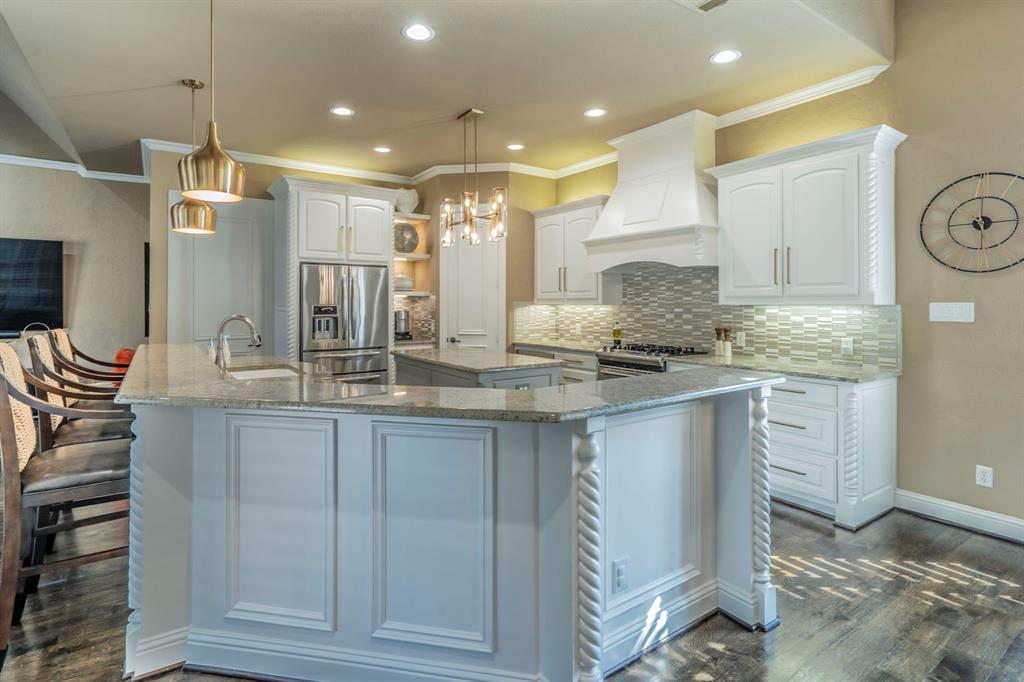 Bedford, Texas, 76021, United States, 3 Bedrooms Bedrooms, ,3 BathroomsBathrooms,Residential,For Sale,1983918