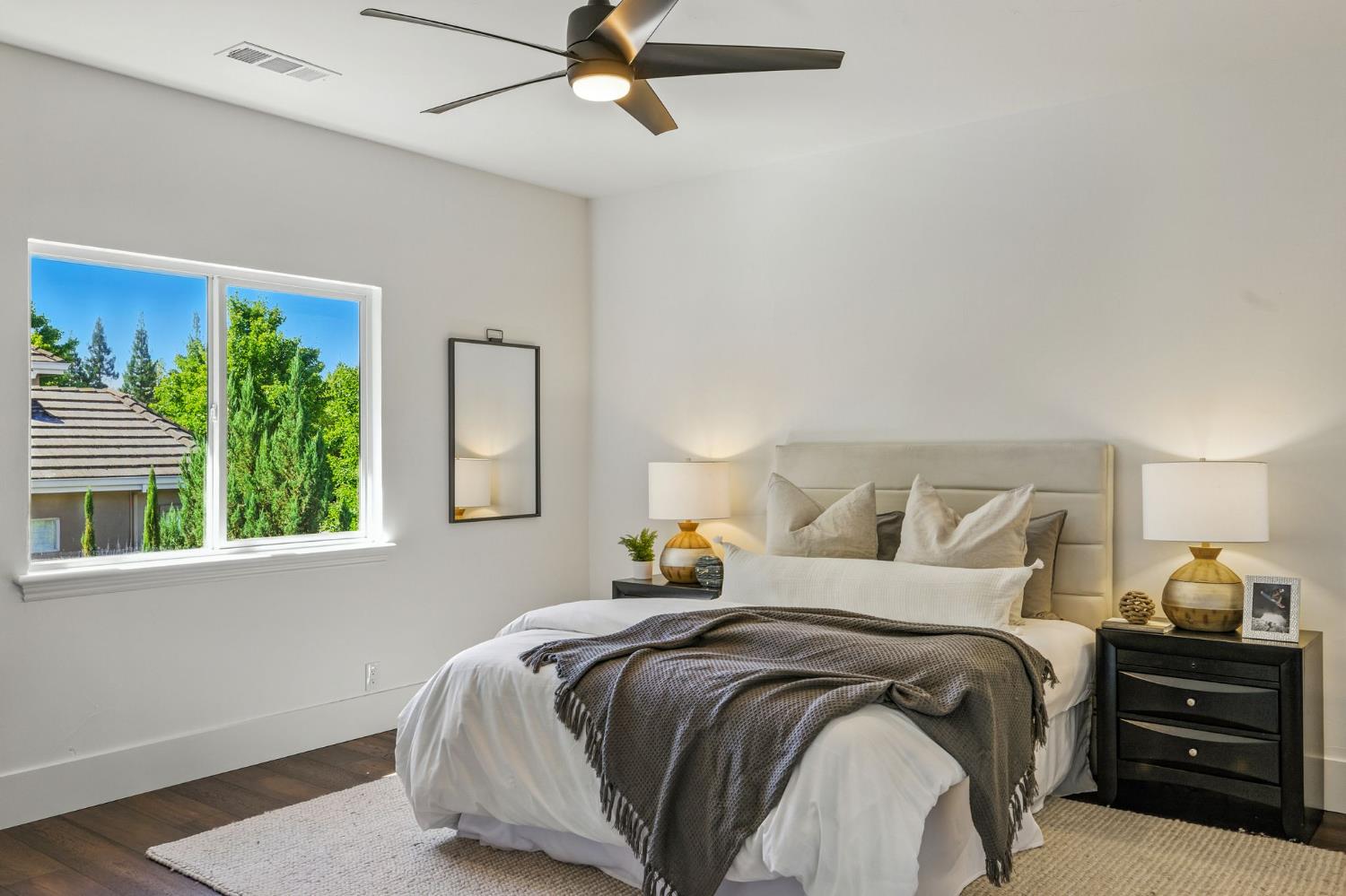 Granite Bay, California, 95746, United States, 5 Bedrooms Bedrooms, ,4 BathroomsBathrooms,Residential,For Sale,1941914