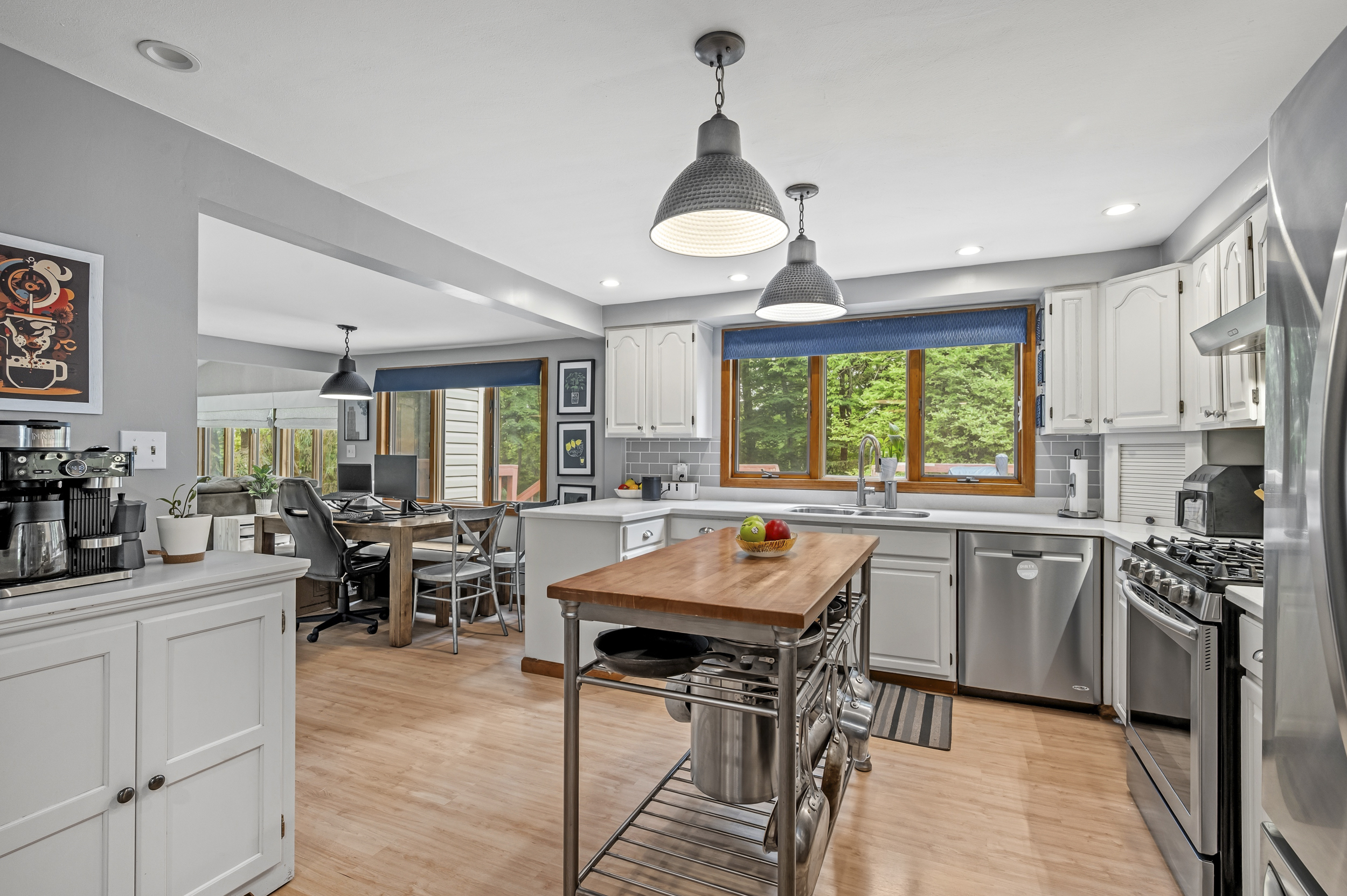  203 Rockingham Road, Pittsburgh, PA 15238 - 物件實景